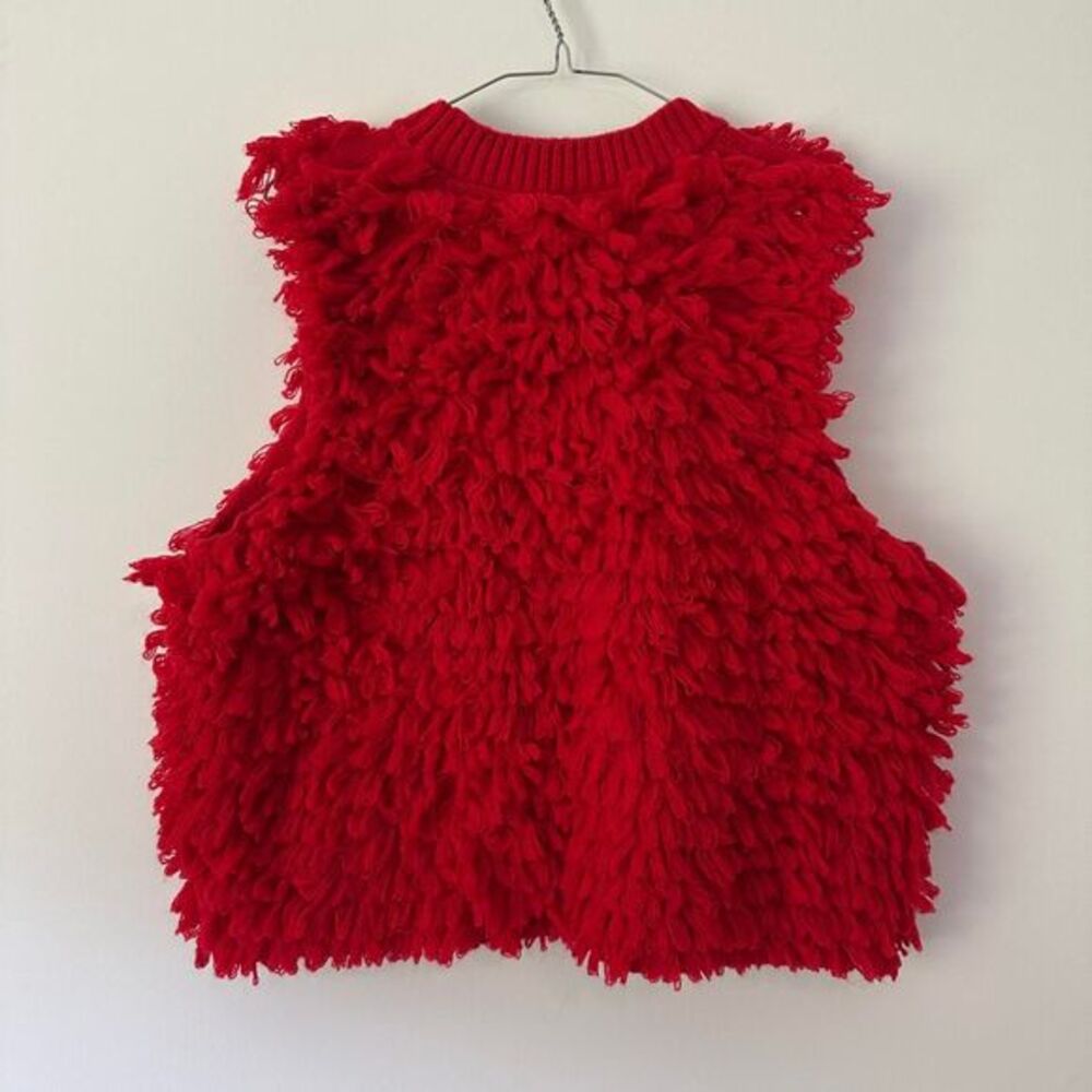 FIBFLX Bright Red Shaggy Fringe Knit Sleeveless Sweater Vest - Picture 4 of 4